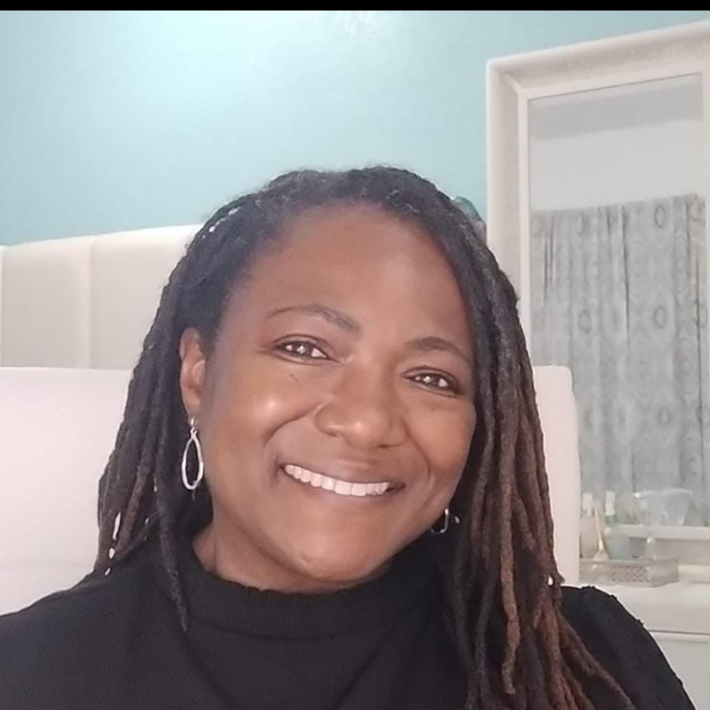 Meet your Posher, Valerie